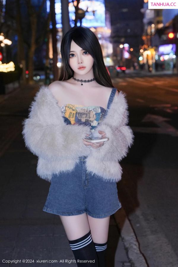  [XiuRen]高清写真图 2024.05.09 No.8508 林月月 黑丝美腿第13张图片
